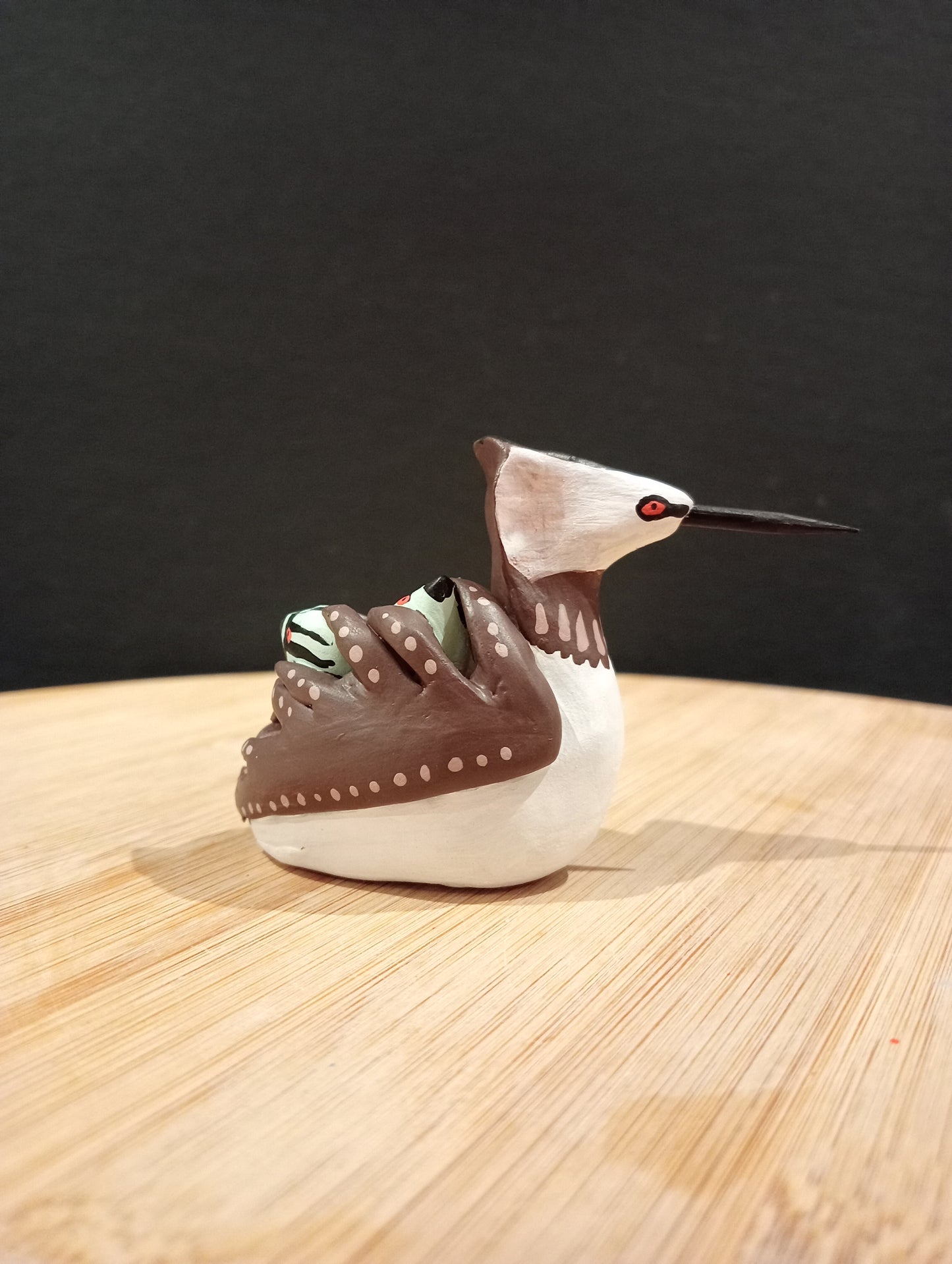 !figurine Grèbe huppé avec ses petits