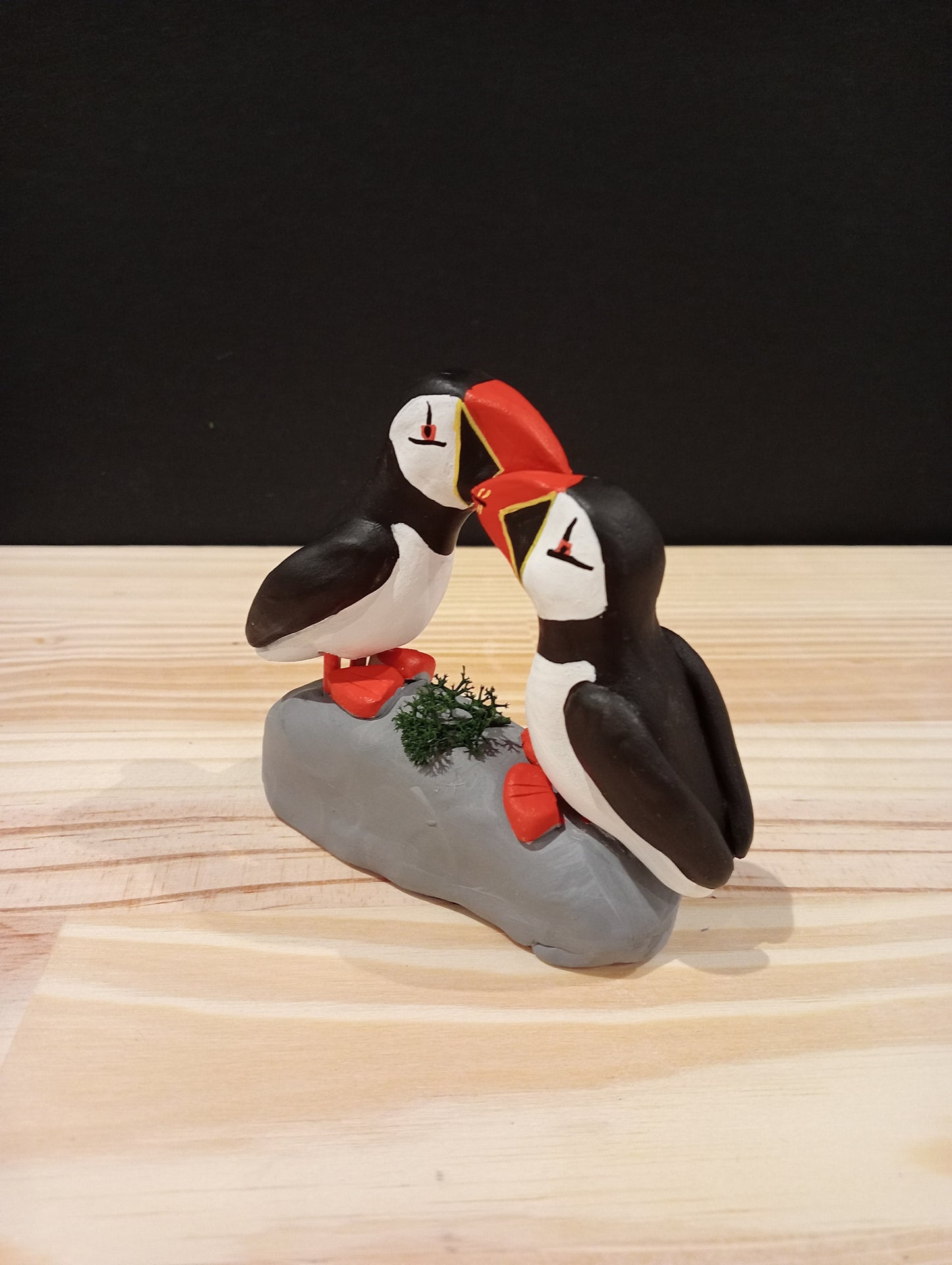 MACAREUX MOINE en Parade nuptiale - Figurine