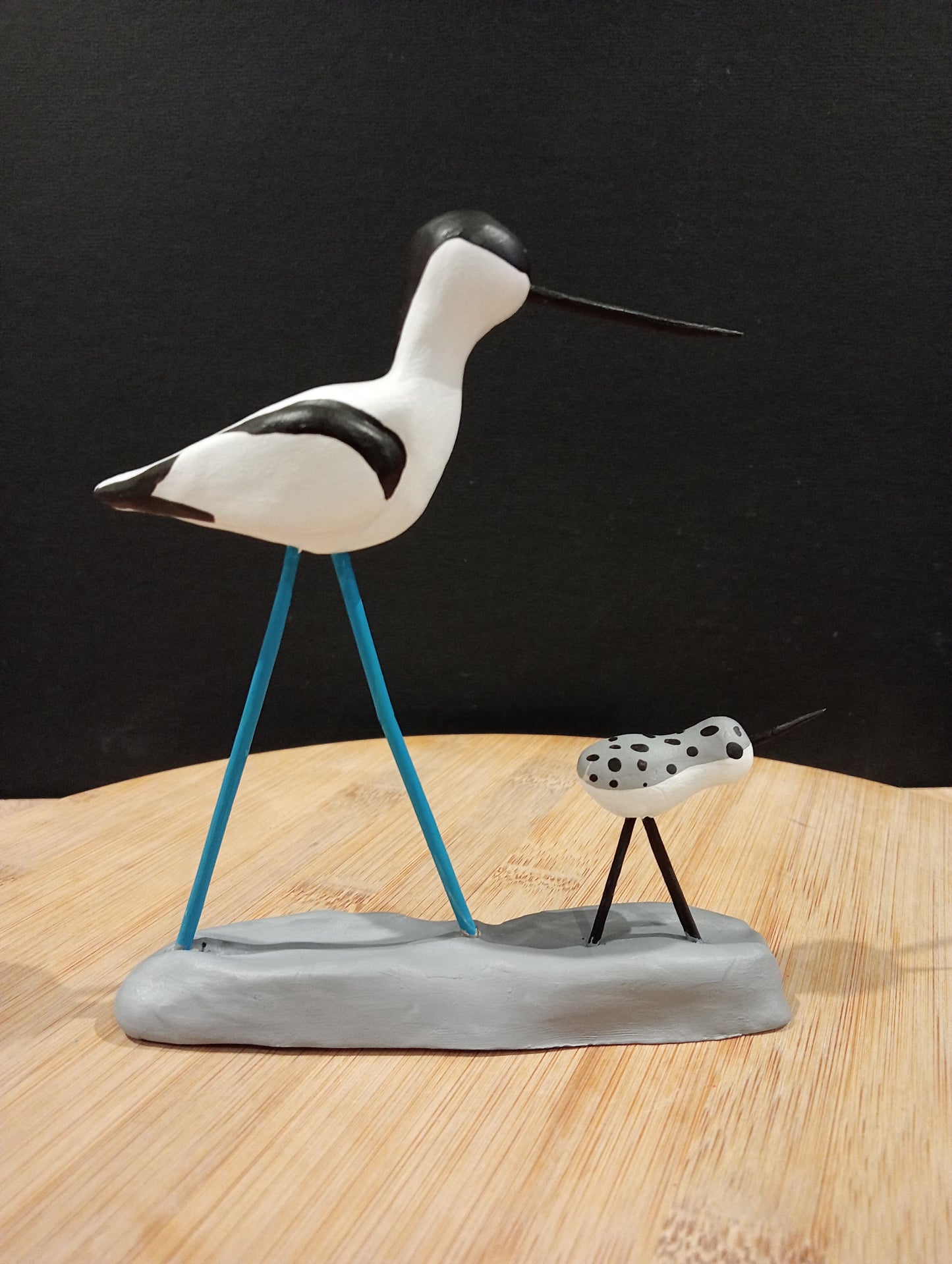 Figurine Avocette élégante avec son petit