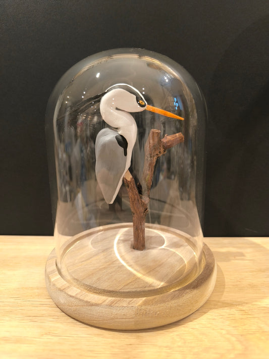 Figurine sculptée Héron cendré sous cloche de verre décorative