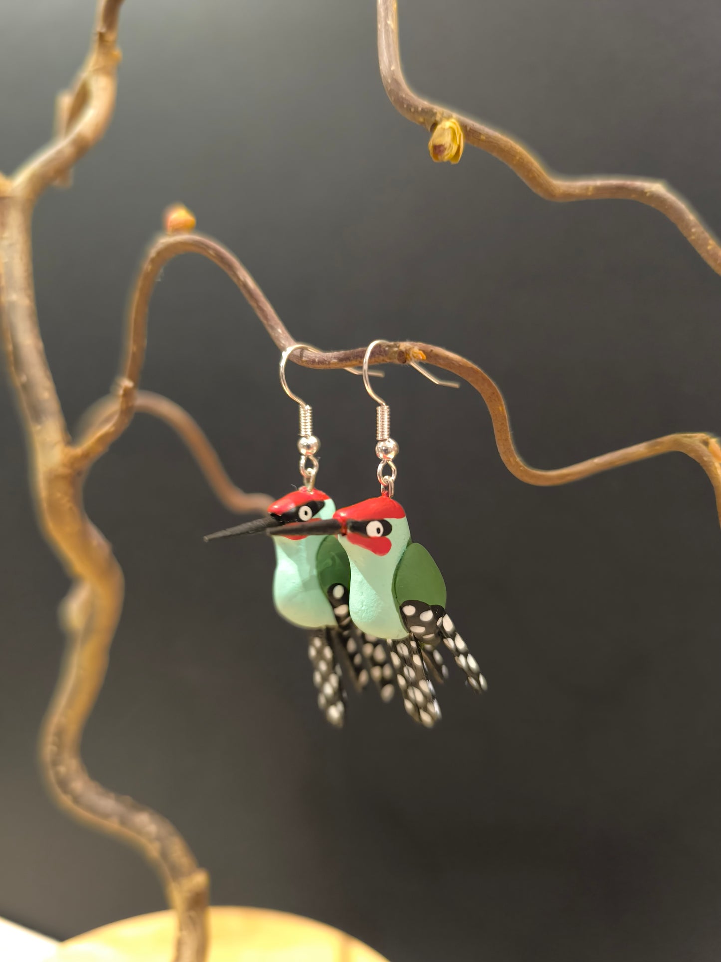 Boucles d'oreilles oiseaux Pic verts, fait main en France.