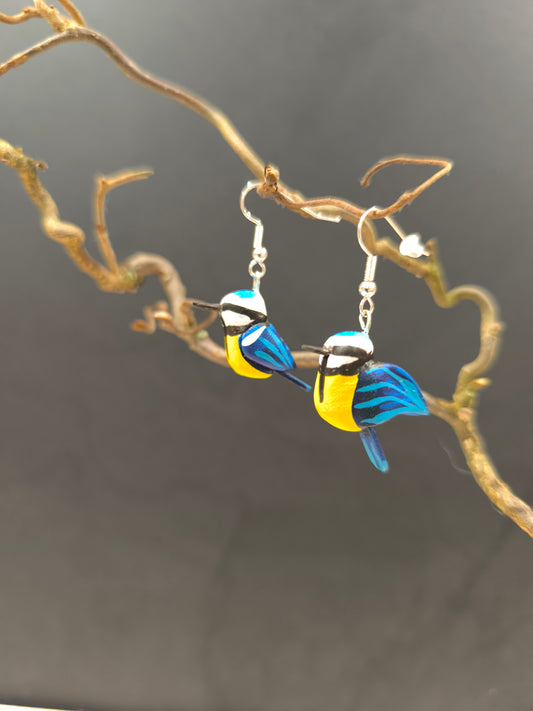Boucles d'oreilles oiseau asymétriques Mésanges bleues fait main